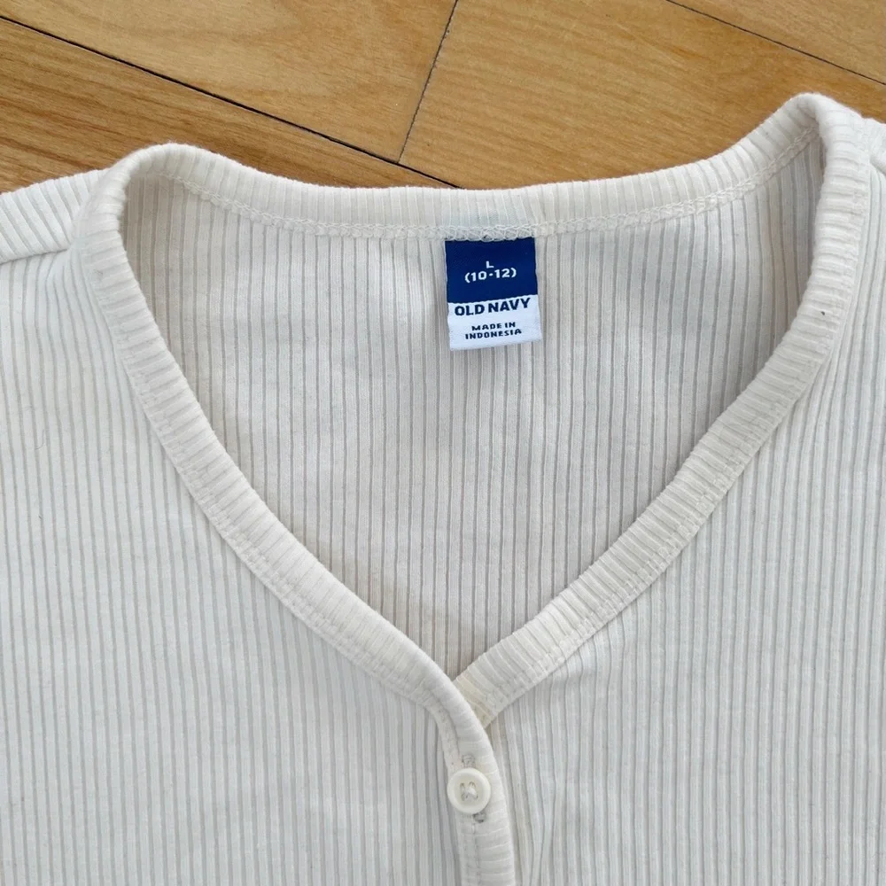 Old Navy Cream Shirt - Size L